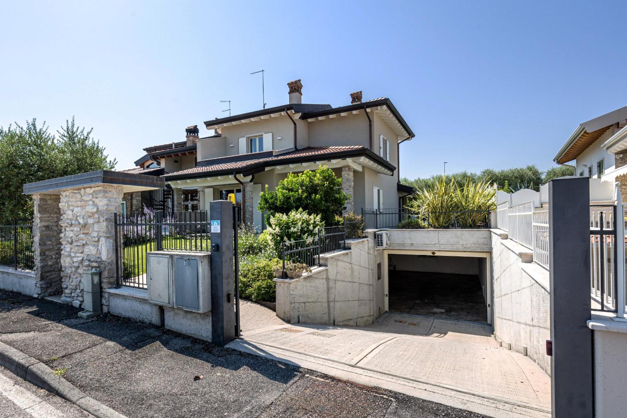 Villa Rita بسكييرا ديل غاردا المظهر الخارجي الصورة